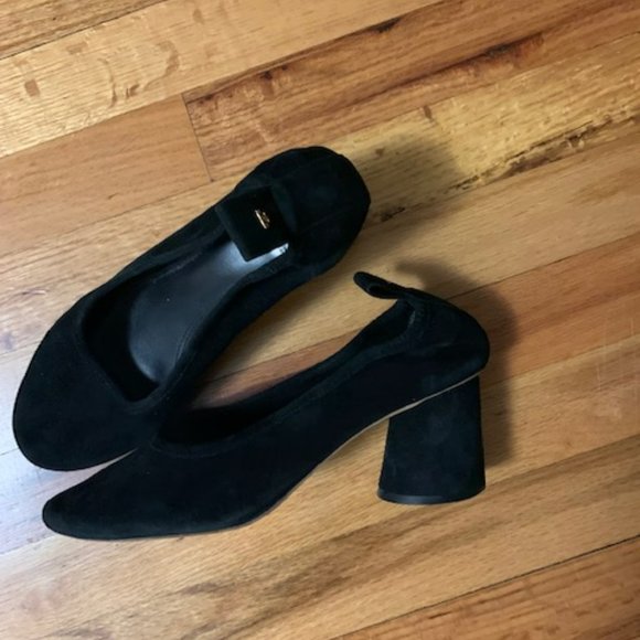 tory burch black suede shoes size 8.5 - Picture 3 of 5